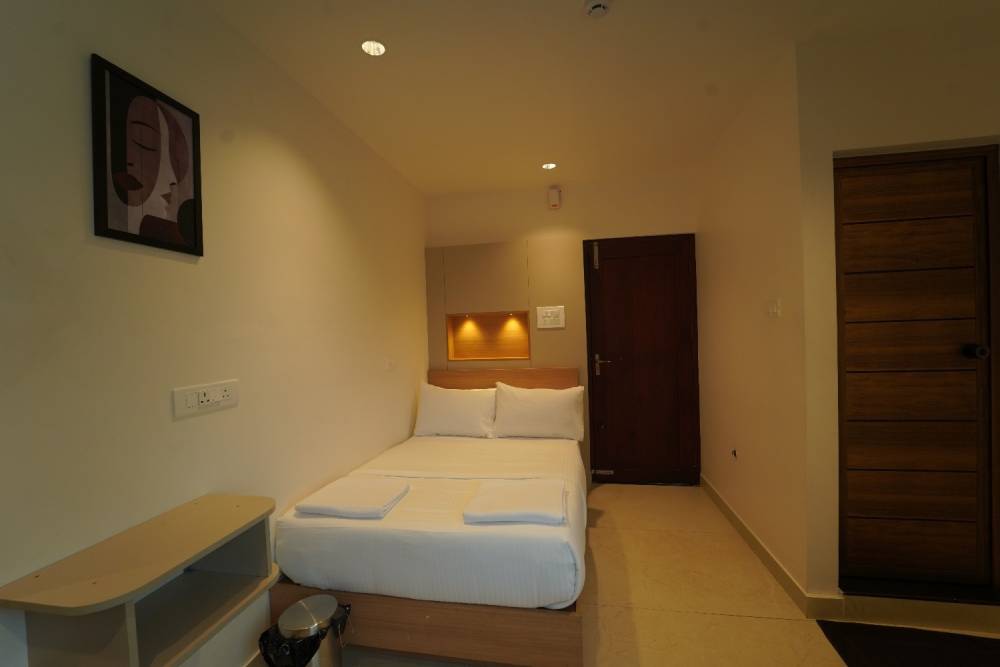 hotel rooms in colachel kanyakumari